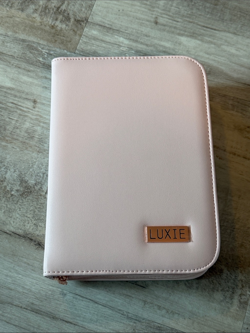 Luxie Blush Pink Makeup Brush Holder. Never Used. Holds 30 Brushes